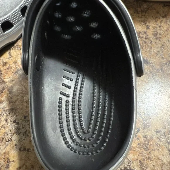 Ladies Crocs - Picture 4 of 8